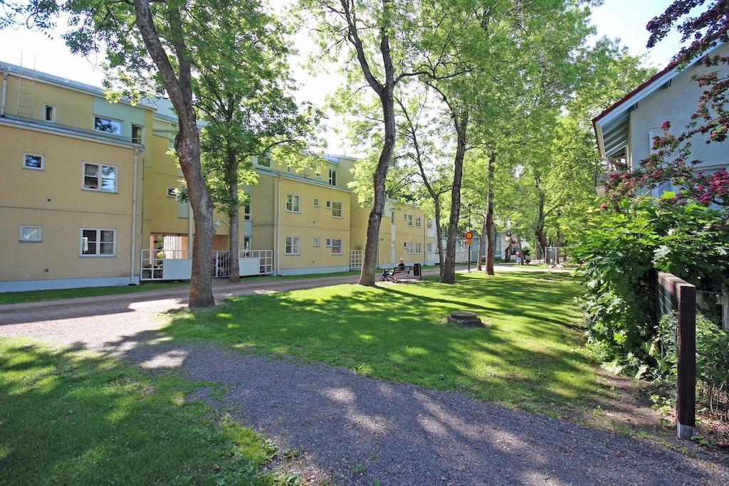 Majoitushuoneisto Tuomipuisto Daire Naantali Dış mekan fotoğraf